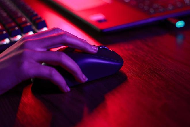 装备矩阵：m16 R2+Pro键鼠耳机性能巅峰九游会j9登录纯血Alienware外星人电竞(图3)